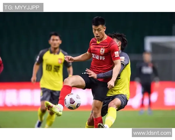 赛后分析：广州篮球队与杭州篮球队的速度对决全景回顾