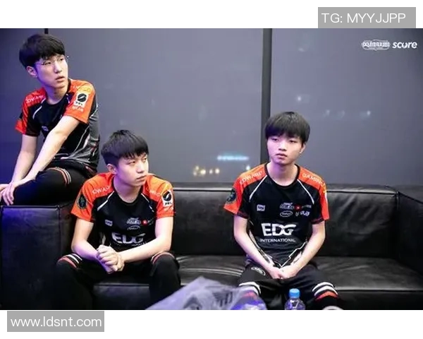 重磅专题深入解析EDG战队包夹战术的创新与影响