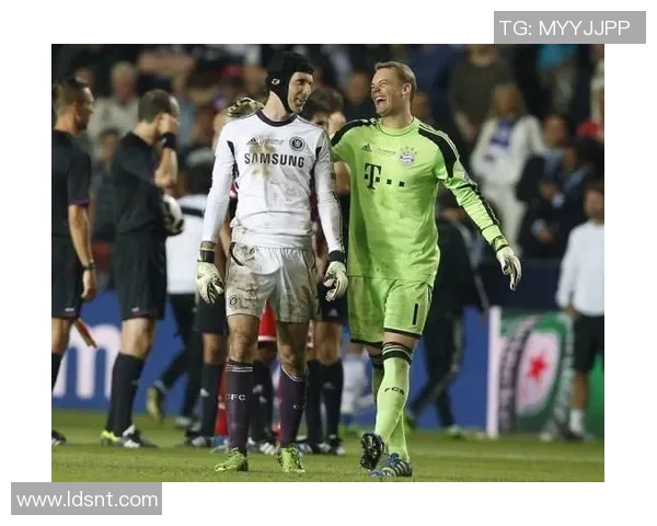 诺伊尔重伤缺席本赛季拜仁急寻德赫亚顶替守门员位置