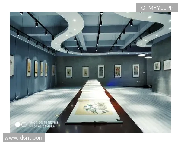 加莱诺的艺术世界：探索其独特风格与文化影响力的深度解读