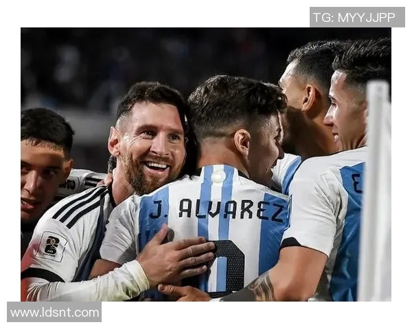 阿根廷足球的辉煌与颓势交织背后的深层原因分析